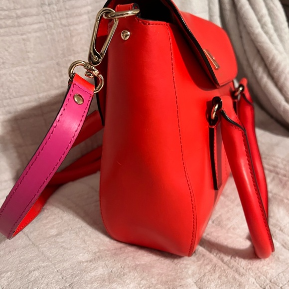 Kate Spade Purse - Picture 2 of 6